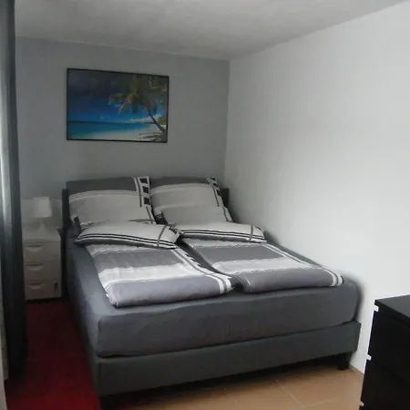 Peaceful In Germany With Sun Loungers Appartement Klutz