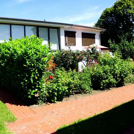 Peaceful In Germany With Sun Loungers Appartement Klutz